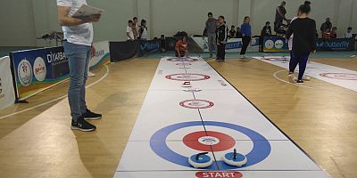 Diyarbakır’da Okul Sporlar Floor Curling müsabakaları sona erdi