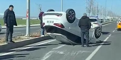 Diyarbakır'da otomobil takla attı: Bir yaralı