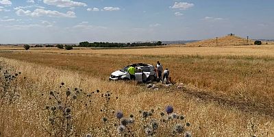 Diyarbakır'da otomobil tarlaya uçtu: 1'i ağır, 5 yaralı
