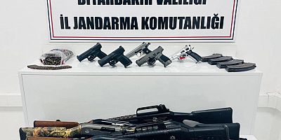 Diyarbakır’da Silah Kaçakçılarına Operasyon: Çok Sayıda Silah Ele Geçirildi