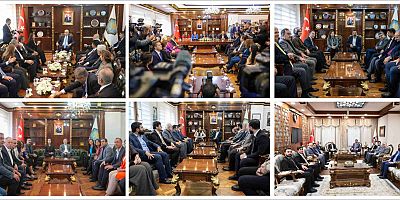 Diyarbakır’da Siyasi Ziyaretlerde “Baş Köşe” Tartışması