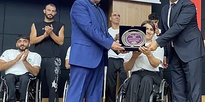 Diyarbakır’da Spora Katkı Sunan İsimler Ödüllendirildi