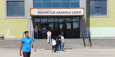 Diyarbakır’da YKS heyecanı: Bazı adaylar son dakikada sınava yetişti
