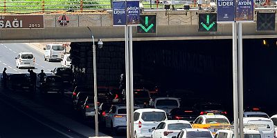 Diyarbakır'da zincirleme kaza: 2 yaralı