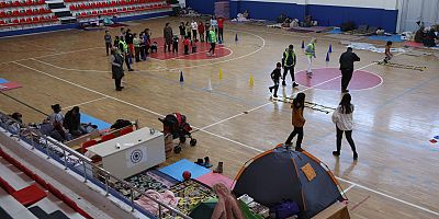 Diyarbakır depremden etkilenen çocuklara spor ve oyun terapisi