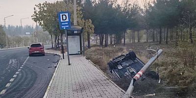 Diyarbakır Dicle Üniversitesi Yerleşkesi’nde Trafik Kazası