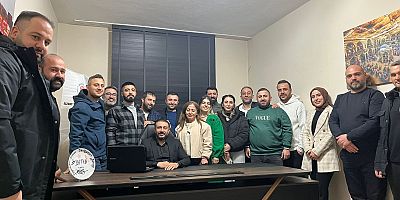 Diyarbakır Eczane Teknisyenleri Derneği'nin başkanlığına yeniden Sansar seçildi