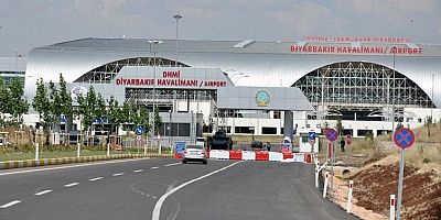Diyarbakır Havalimanı’nda Gece Yarısı Karışıklığı: Yetkililerden Açıklama