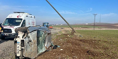 Diyarbakır Sur İlçesi'nde Trajik Trafik Kazası: Araç Takla Attı, Yaralı Var!