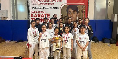 Diyarbakırlı Sporcular Muş’taki Karate Turnuvası’nda 11 Madalya Kazandı 