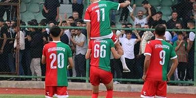 DİYARBAKIRSPOR ZİRVEYİ ZORLUYOR