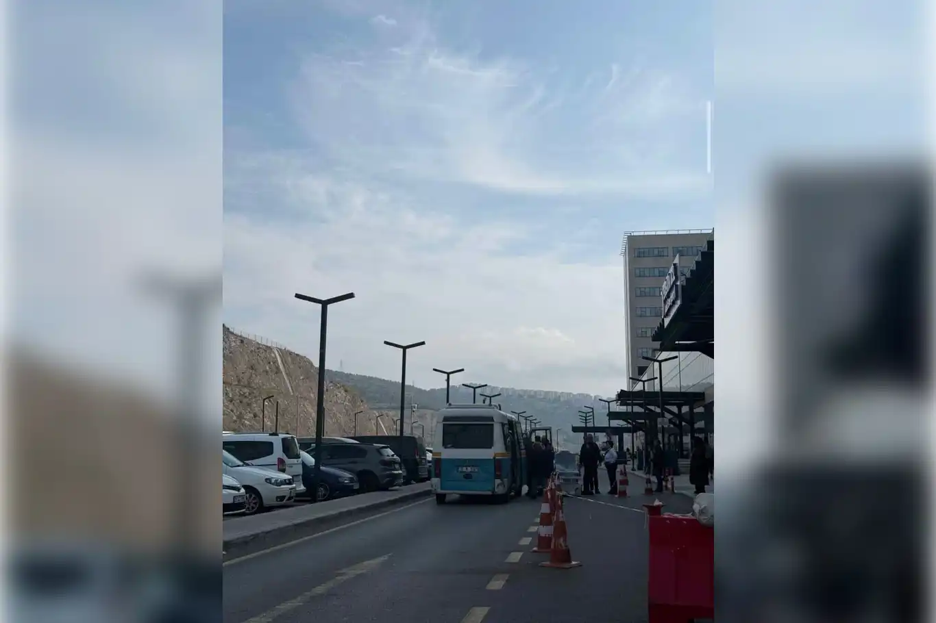 Dolmuşta fenalaşan yolcu hastaneye yetiştirildi