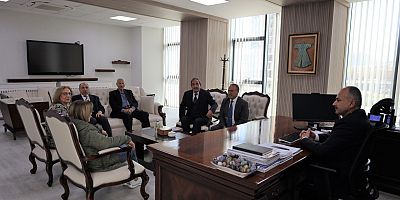 Eğitimde Geçmişten Günümüze Deneyim ve Fikir Paylaşımı