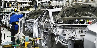 Ekonomi üçüncü çeyrekte yüzde 3,7 büyüdü