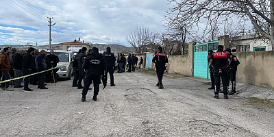 Elazığ`da bir öğretmen ailesinden 5 kişiyi katletti