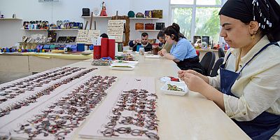 Engelliler Atölyelerde Meslek Öğreniyor