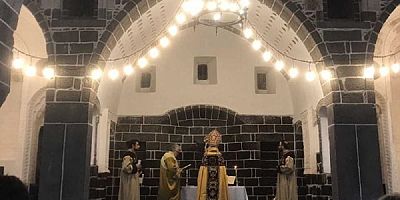 Ermeni Katolik Kilisesi’nde 100 yıl sonra ilk ayin yapıldı