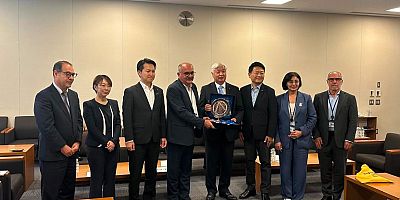 Eş Başkan Berivan Gülşen Sincar ve DEM Heyeti Japonya Parlamentosu'nda Temaslarda Bulundu