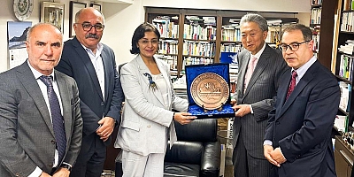 Eş Başkan Sincar, Eski Japonya Başbakanı Yukio Hatoyama’yı Ziyaret Etti