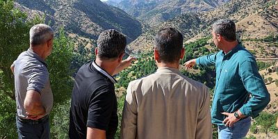 Eşbaşkan Hatun, Sarım Çayı’ndaki Arama Çalışmalarını Yerinde İnceledi