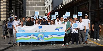 Eşbaşkanlar, Araçsız Kent Günü Yürüyüşü’ne katıldı