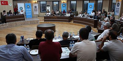 Eşbaşkanlar Kayapınar Muhtarlarıyla Bir Araya Geldi