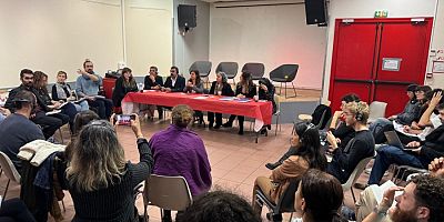 Eşbaşkanlar Paris’te aktivistler ve gençlerle bir araya geldi