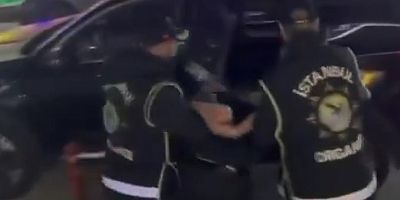 Esenyurt’ta iş yeri kurşunlama olayına ilişkin 2 şüpheli yakalandı