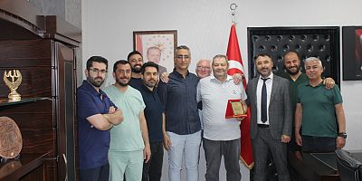 Eski Başhekim Mehmet Bülent İnceoğlu’na Duygusal Veda