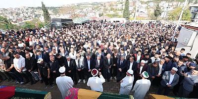 Fabrika yangınında hayatını kaybeden 6 kişinin cenazeleri defnedildi