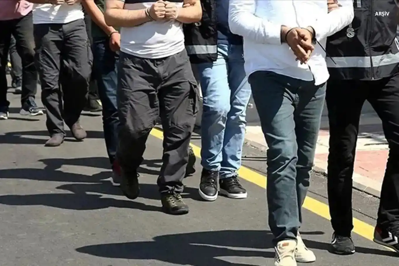 FETÖ/PDY operasyonunda 6 tutuklama