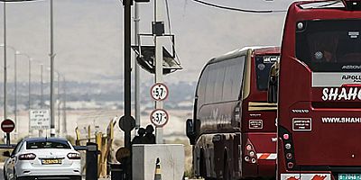 Filistin Devleti'nin tanınmasını kabullenemeyen Netanyahu, sınır kapısını kapattı