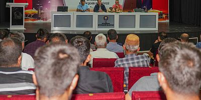 Fıstık ve ceviz aşısı yapan personele eğitim verildi