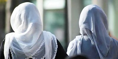 Fransa İçişleri Bakanı Retailleau üniversitelerde başörtüsü yasağını savundu