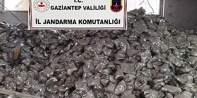 Gaziantep'te 10 ton sahte bebek maması ele geçirildi
