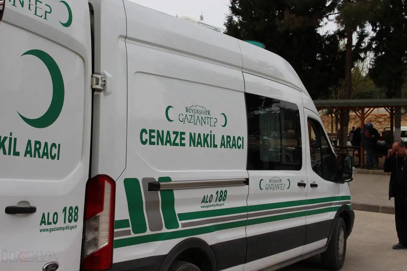 Gaziantep’te silahla oynayan genç kendini vurdu