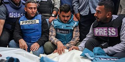Gazze'de 3 gazeteci daha katledildi
