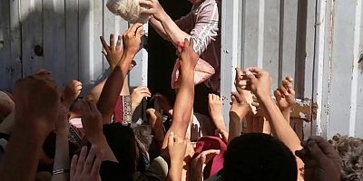 Gazze'de gıda yardımları yarıya indirildi