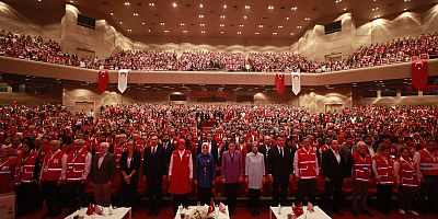 GÖNÜLLÜLÜK HİKÂYELERİYLE KALPLERİ ISITANLARA KIZILAY’DAN ÖDÜL
