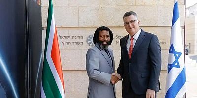 Güney Afrika, siyonist diplomatı sınır dışı etti
