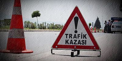 Hatay'da servis minibüsü ile tır çarpıştı: Bir ölü, 14 yaralı