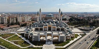 İbadethaneye Uzanan El, Toplumsal Vicdana Kalkmış Sayılır”