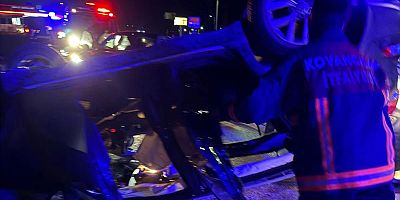 İki otomobil çarpıştı: 7 yaralı