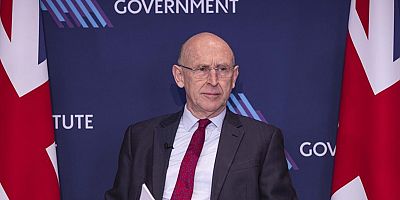 İngiliz bakan, İran'a saldırılardaki rolleri hakkında kaçamak cevaplar verdi