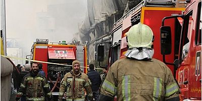 İran’da helikopter sebze-meyve haline düştü