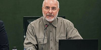 İran Meclis Başkanı Kalibaf: Hem savaşıyoruz hem müzakere ediyoruz