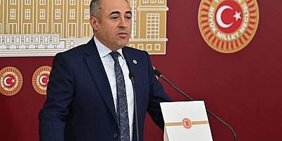İRFAN KARATUTLU:“3 firma depremi fırsata çevirme adına vatandaşı mağdur etmektedir”