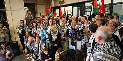 İşgalciler tarafından alıkonulan Global Sumud Filosu katılımcıları İstanbul'a döndü