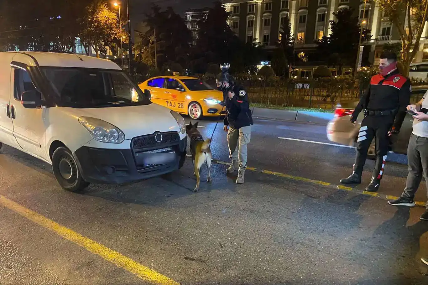 İstanbul'da huzur uygulaması: 1114 gözaltı