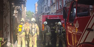 İstanbul'da iş yerinde çıkan yangın söndürüldü